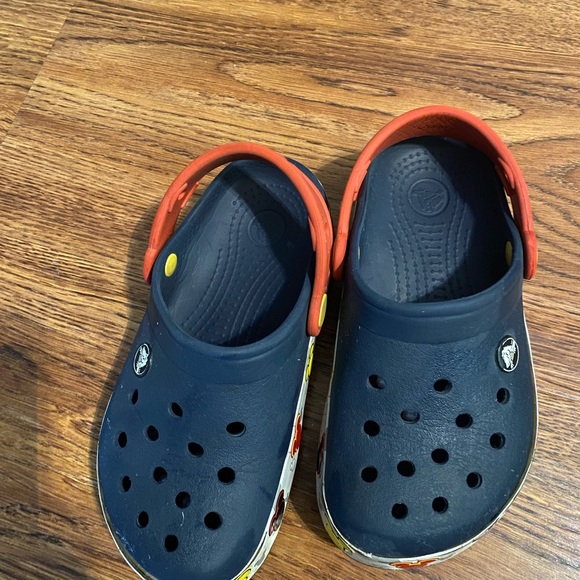 Crocs  Mickey Mouse 90 year edition Unisex kids size 13C - Picture 5 of 6